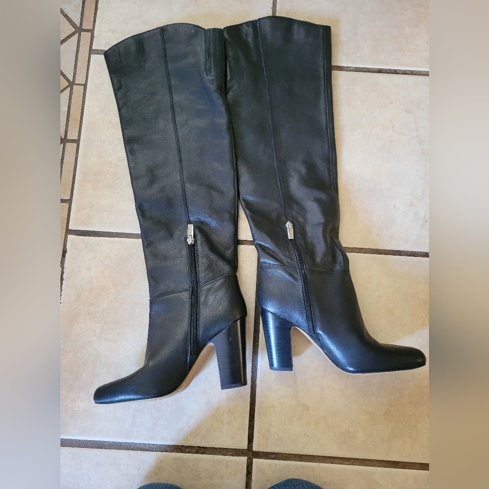 Vince Camuto Corinne Women's Boots - Picture 2 of 5